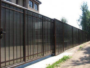 Сварные заборы с поликарбонатом 10 метров фото в Заволжье